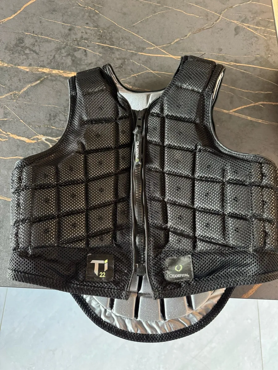 Champion Body Protector Ti22 - Image 1
