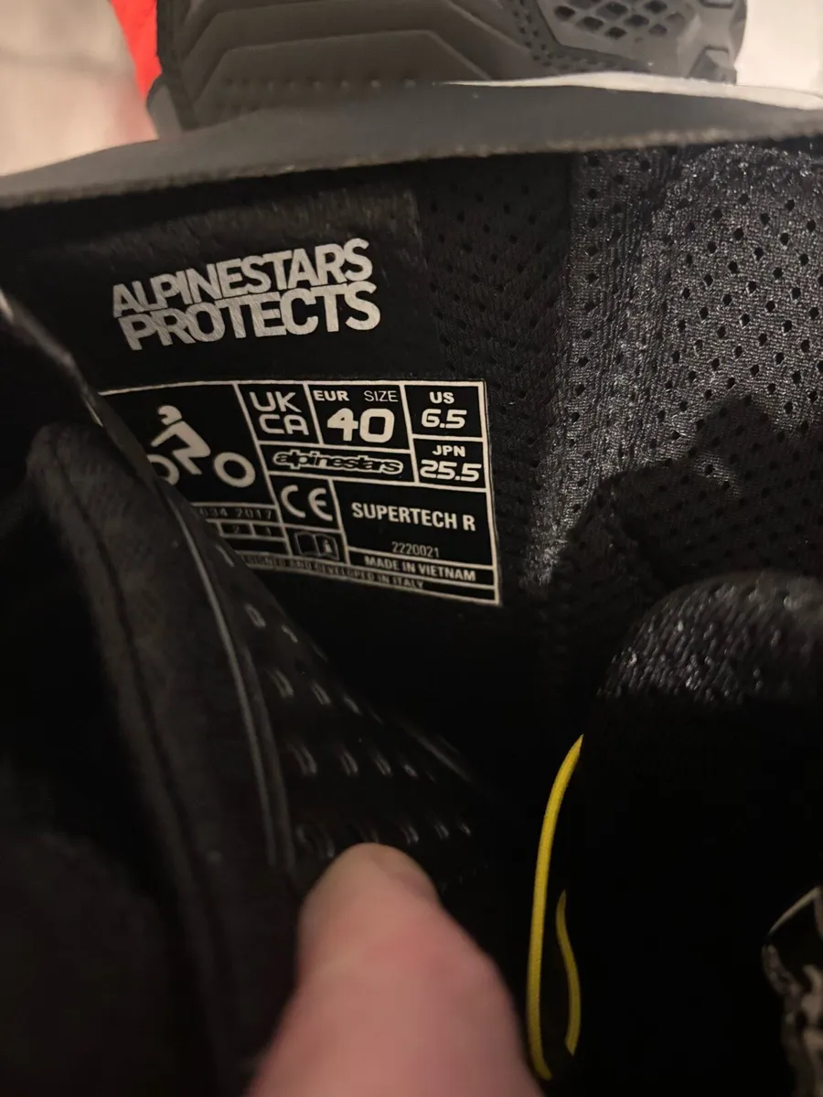 Alpinestars Supertech R - Image 4