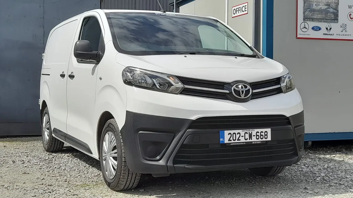 202 Toyota Proace 1.5 d 100 Active - Image 1