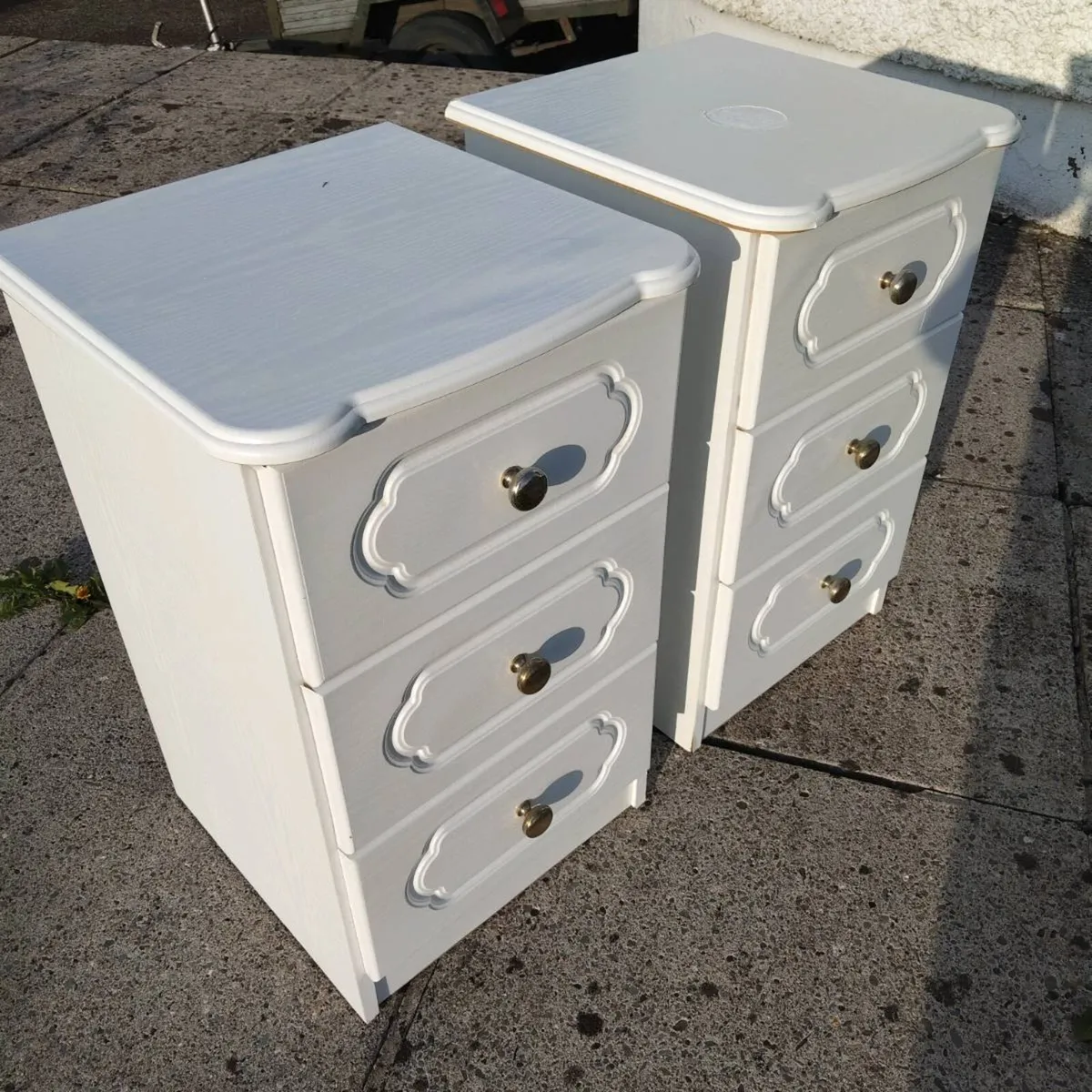 Pair of Bedside Lockers - Image 3