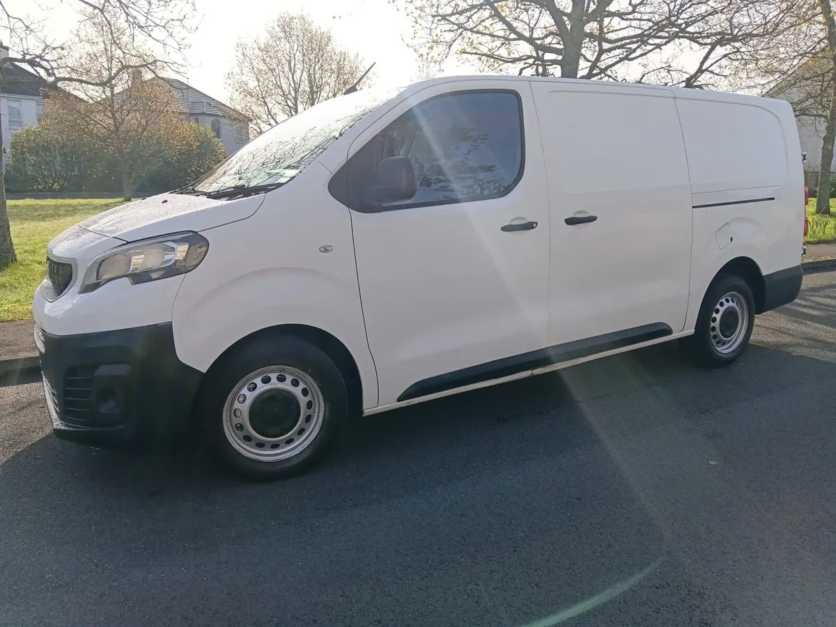 ⭐️2018 Peugeot Expert 2.0 Diesel Doe Until 2/27⭐️ - Image 3
