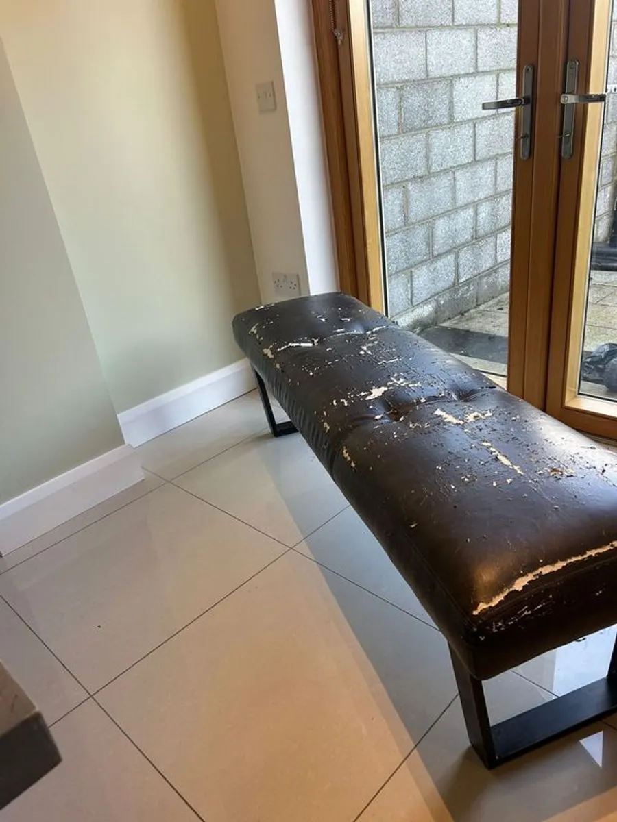 Dining chairs & bench - Image 3