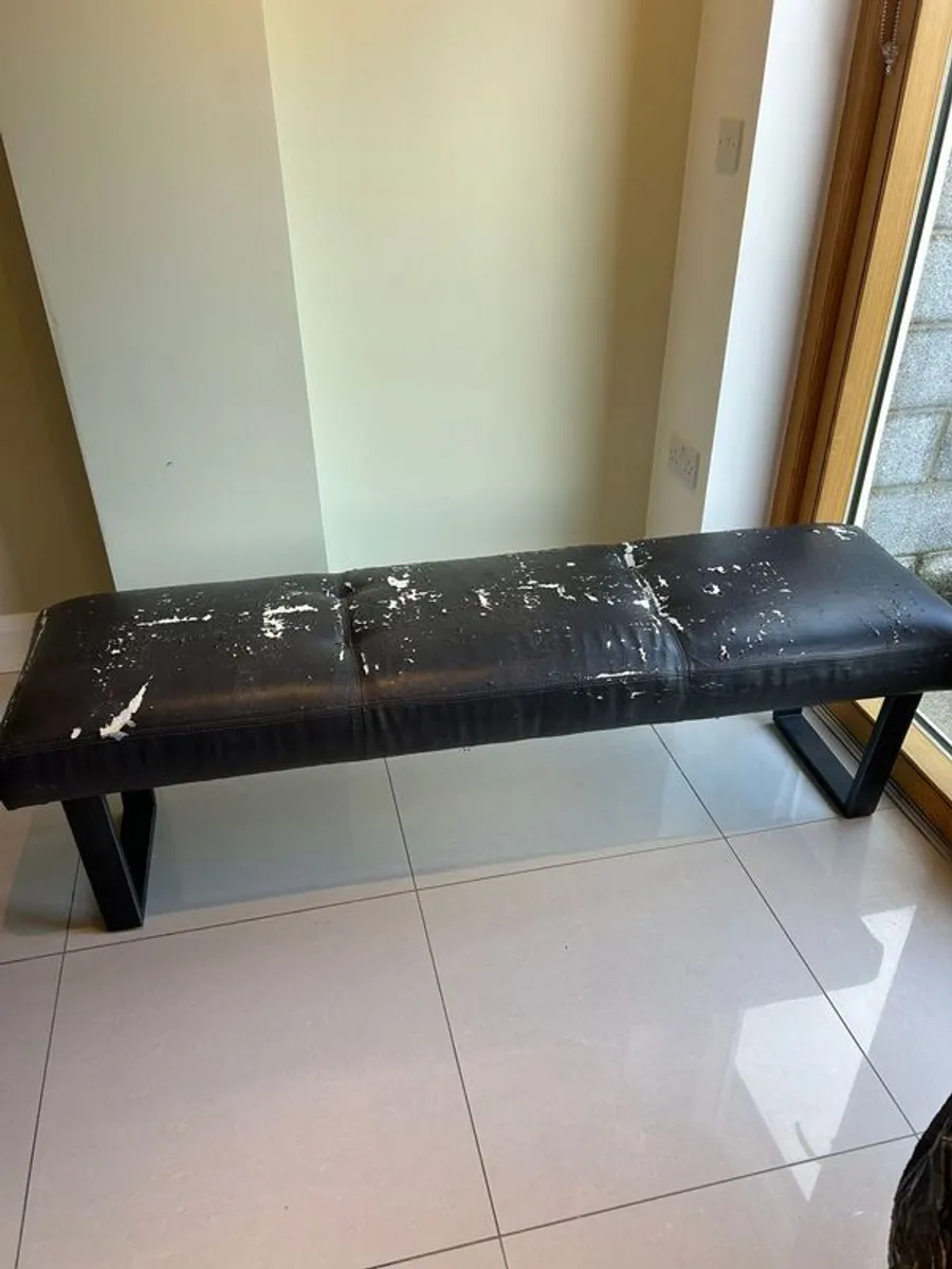 Dining chairs & bench - Image 4