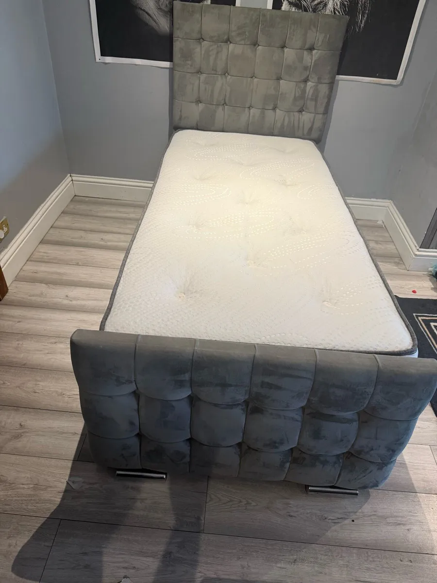 Single Bed - Image 3