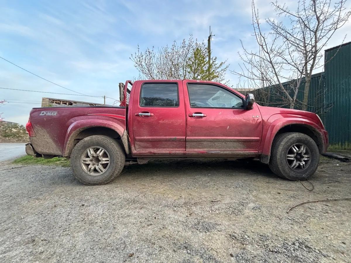 Isuzu D-Max 2010 - Image 3