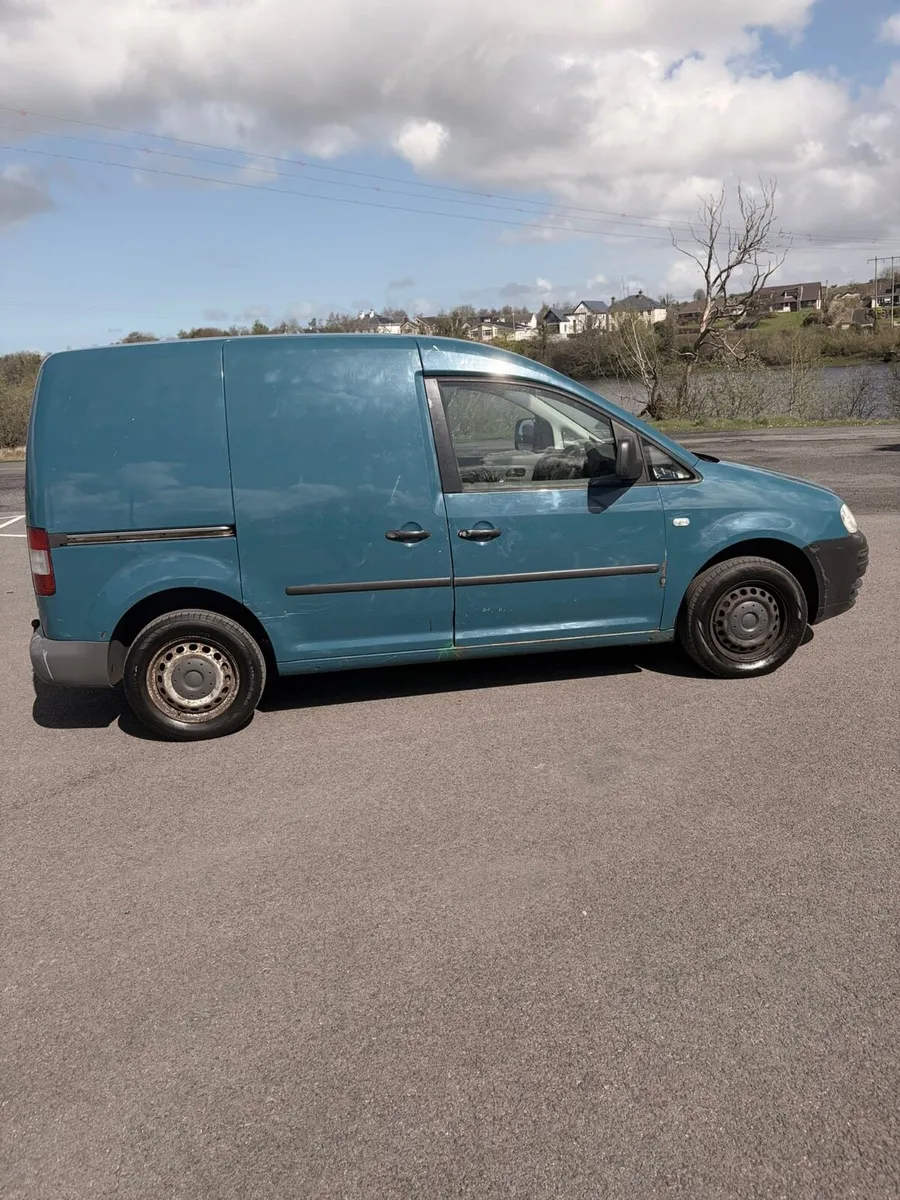 Volkswagen 2007 1.9 Disel new cvrt February 27 - Image 4