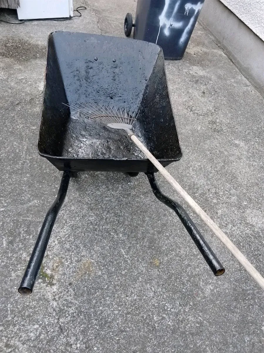 Wheelbarrow - Image 3