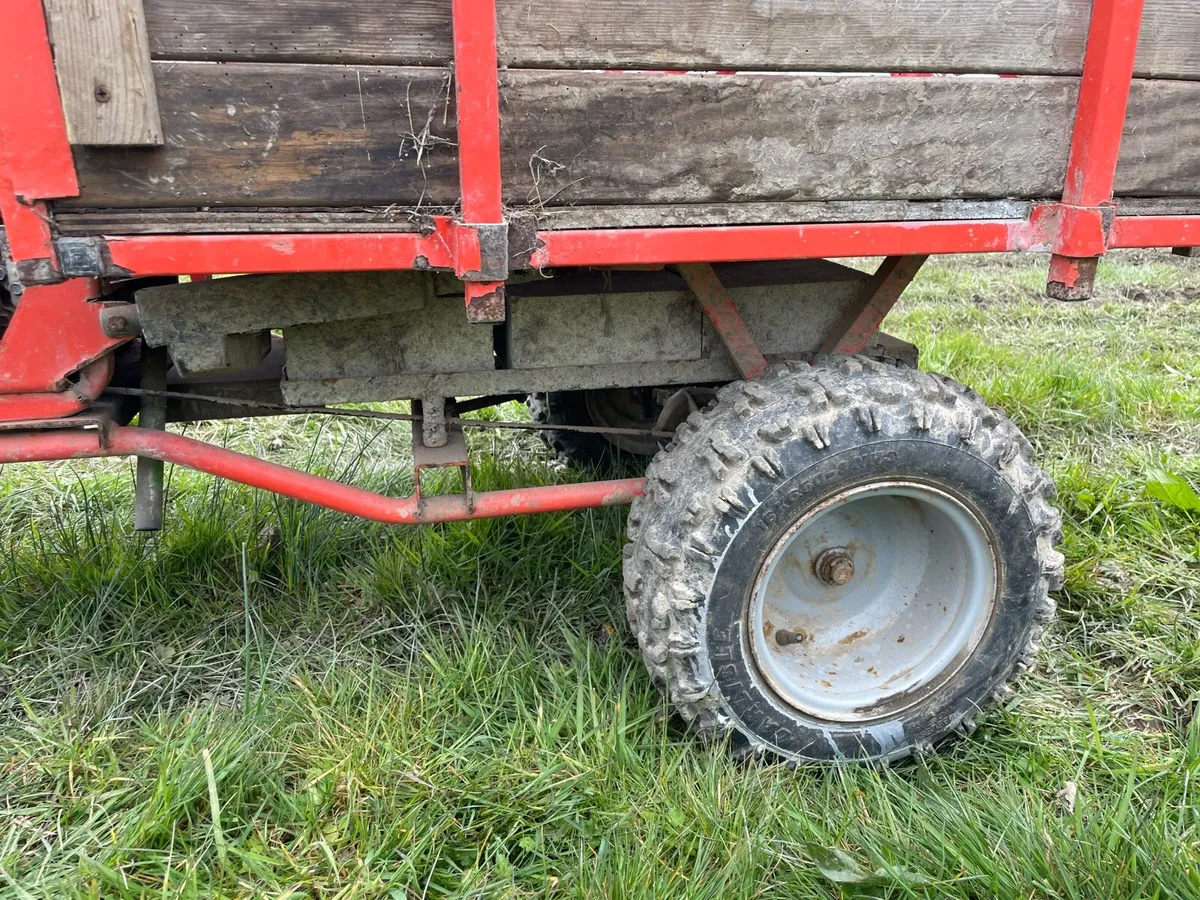 Petrol wheelbarrow / small dumper - Image 3
