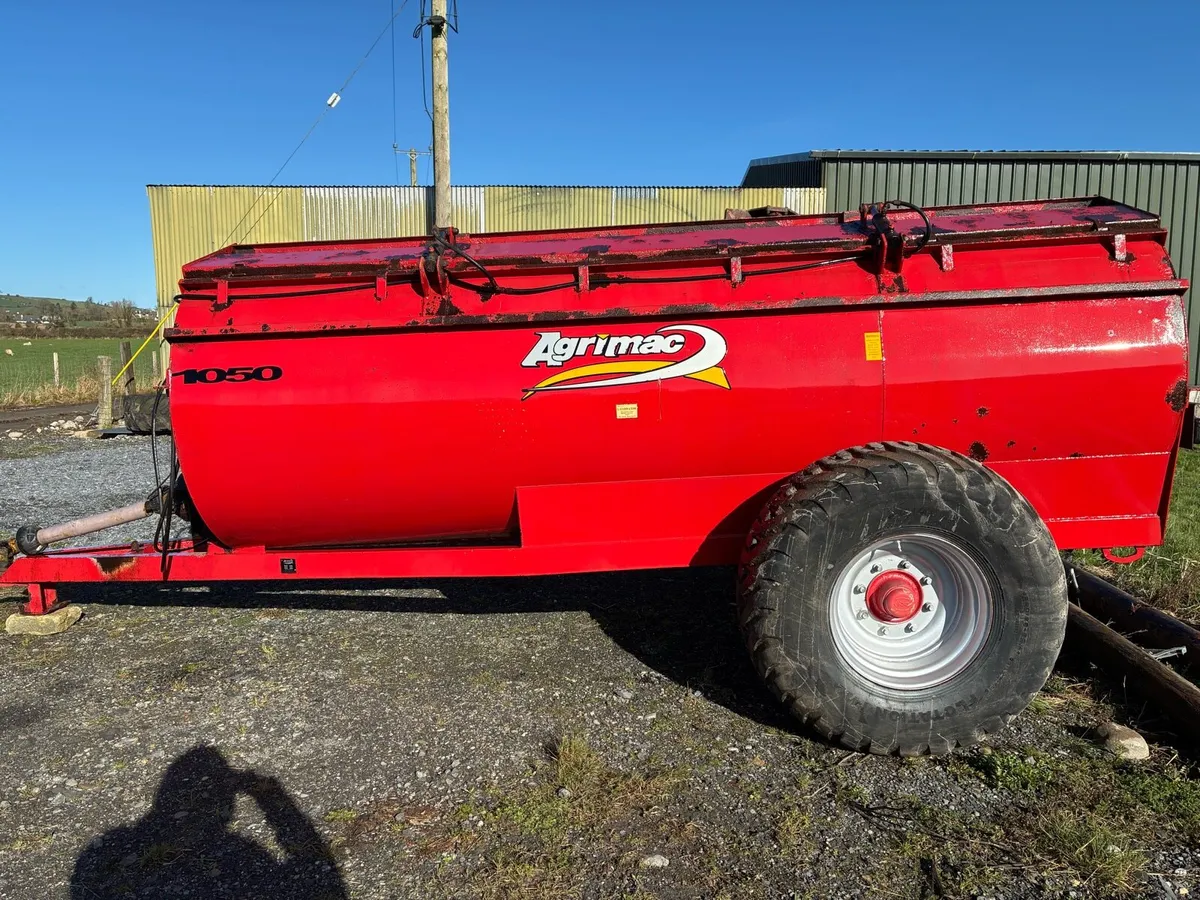 Agrimac 1050 Dung Spreader - Image 1