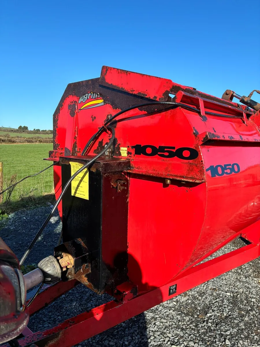 Agrimac 1050 Dung Spreader - Image 3