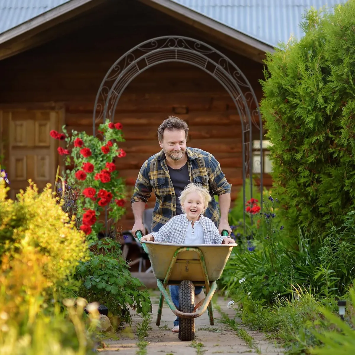 Rose Arch with Leaf Pattern 226 x 144 36.5 cm - Image 4