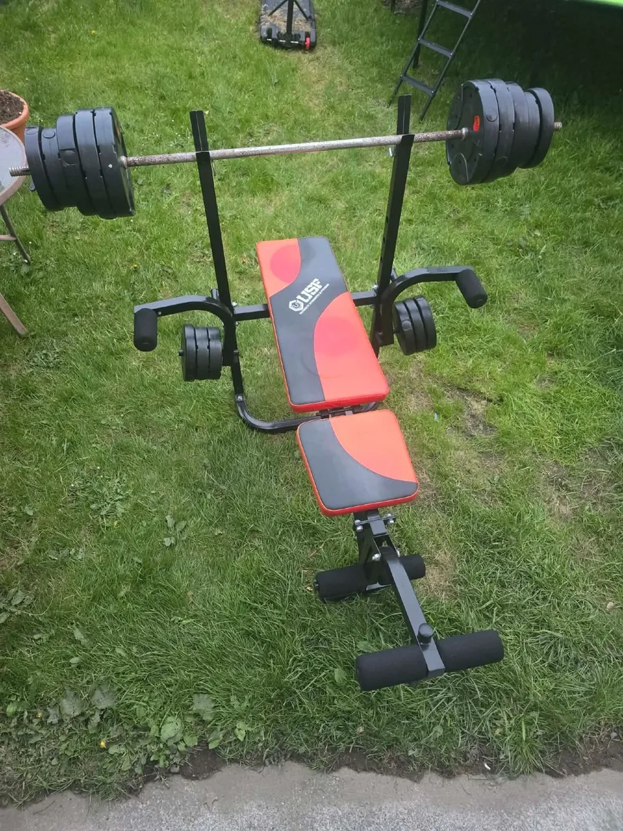 Bench & barbell & weights plates 60kg