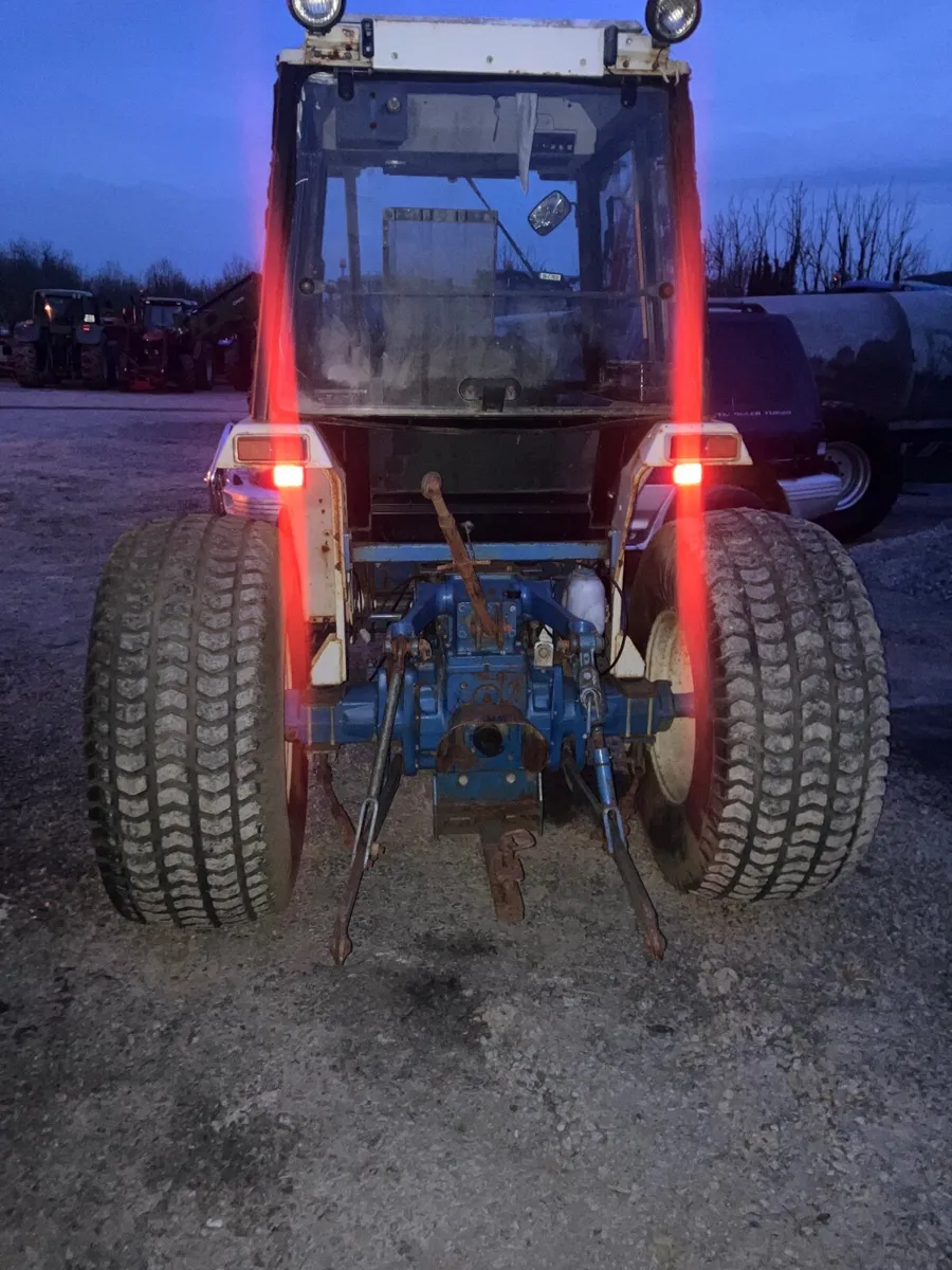New Holland 2120 - Image 3