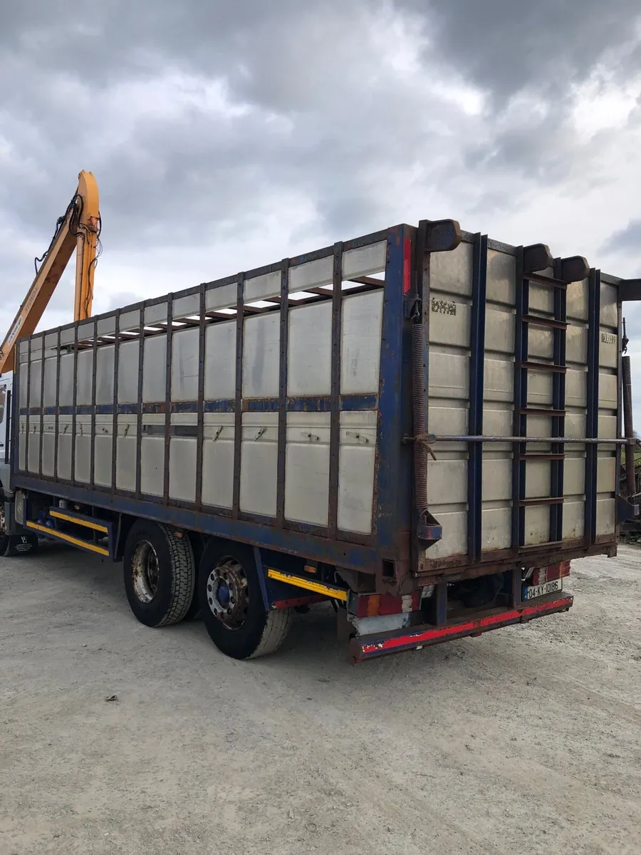 25ft Demountable cattle body - Image 1