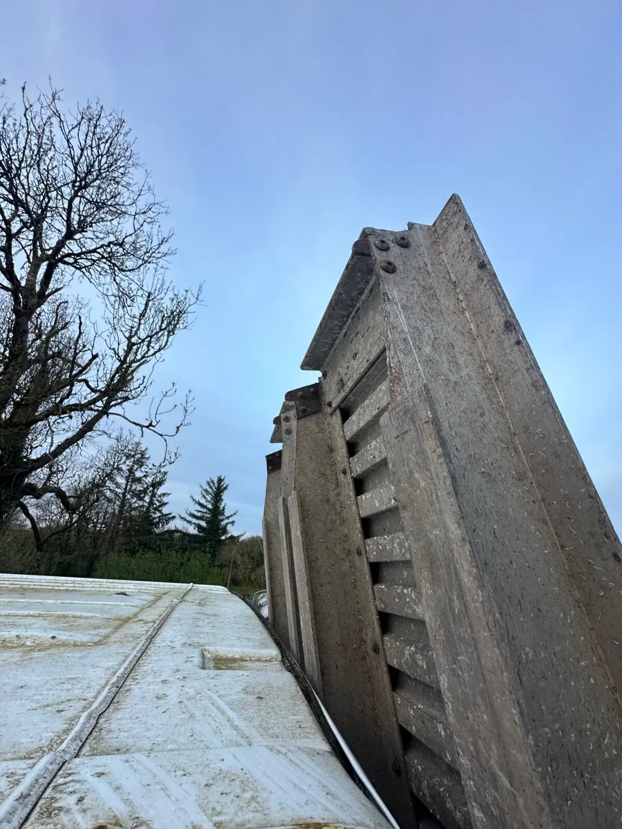 Ifor Williams alloy ramps 8 foot long. - Image 2