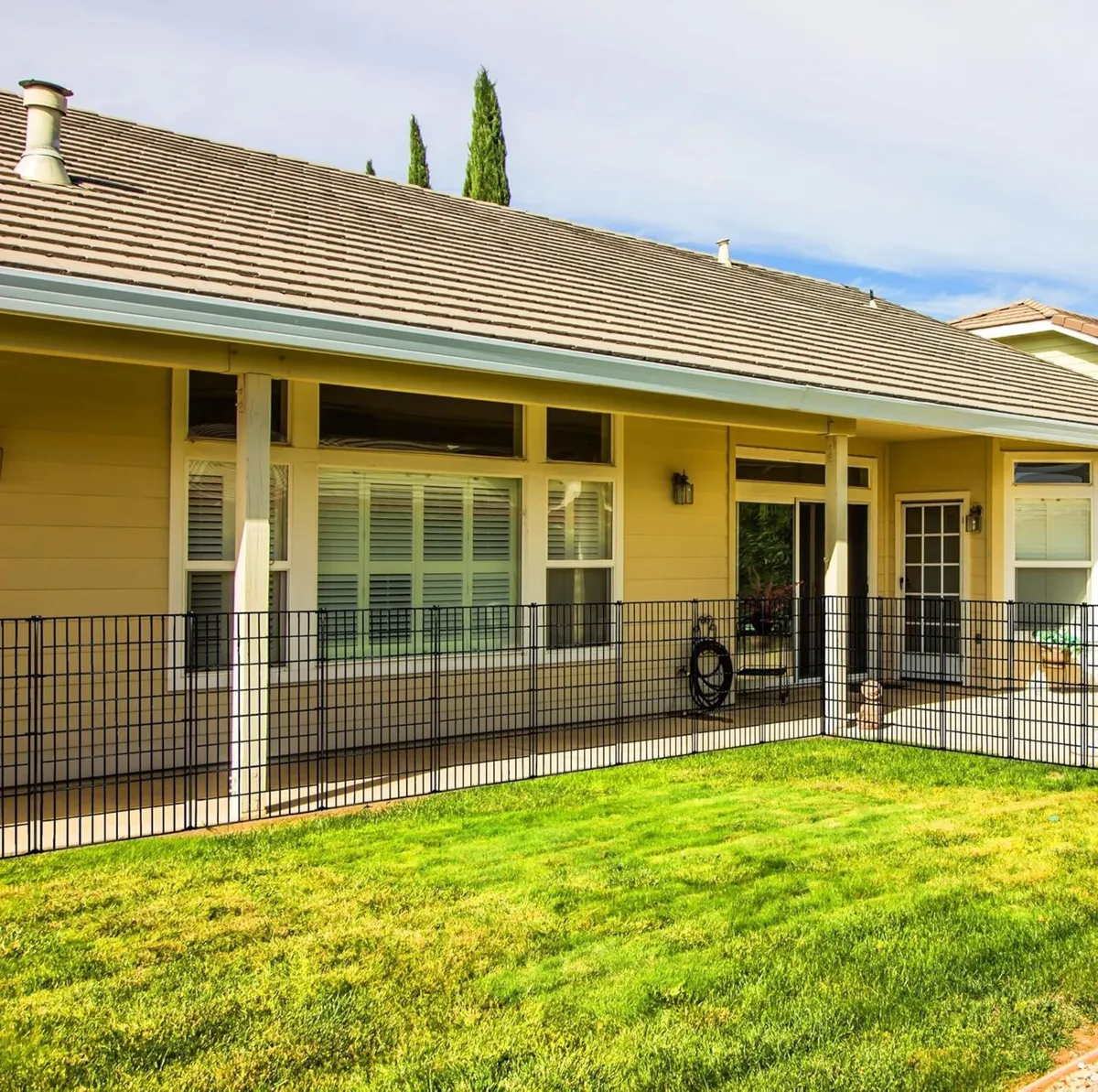 Decorative Garden Fence 5 Panels Total Length - Image 4