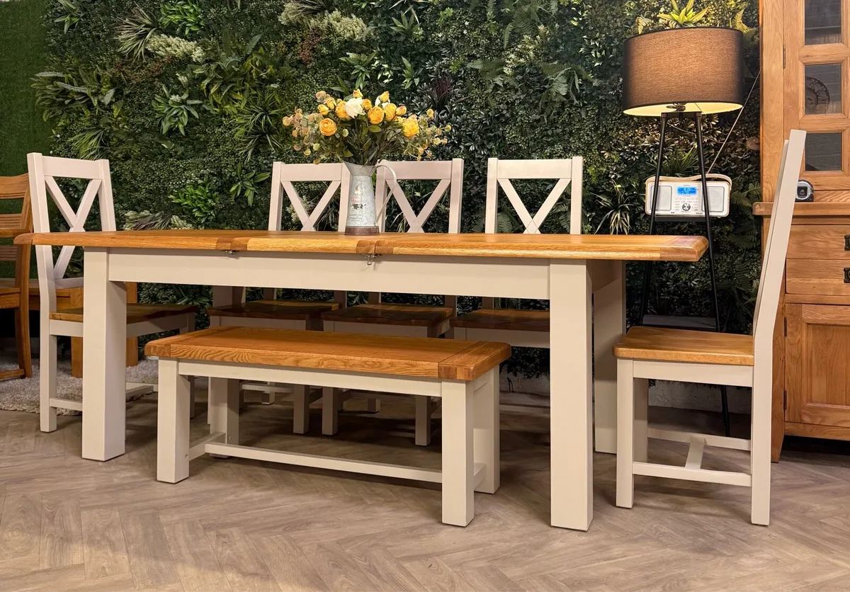 Extending oak kitchen table, 5 chairs & bench - Image 2