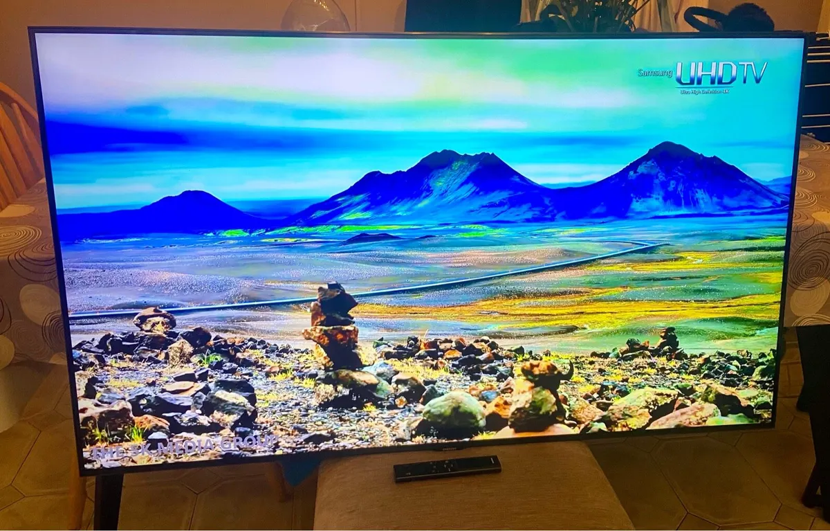 Samsung 50” Crystal UHD 4K Smart TV - for Wall - Image 2