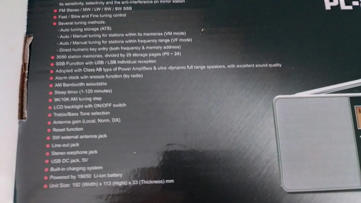 TECSUN WORLDBAND RADIO NEW - Image 3