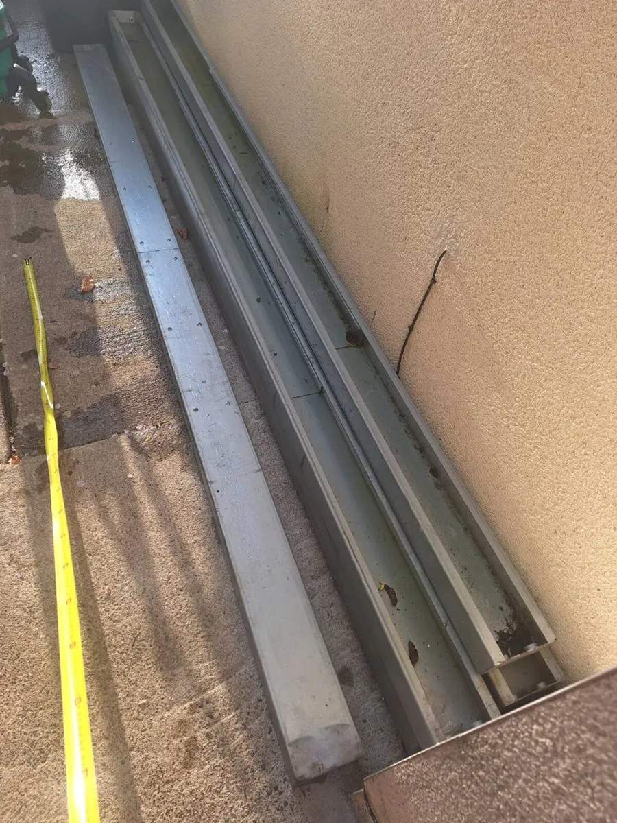 Galvanised box - Image 1