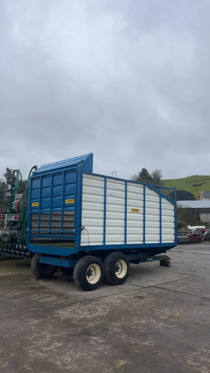 Silage trailer - Image 1