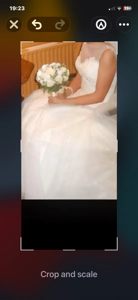 Wedding dress - Image 2