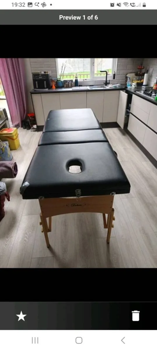 Couch/Plinth - Image 1