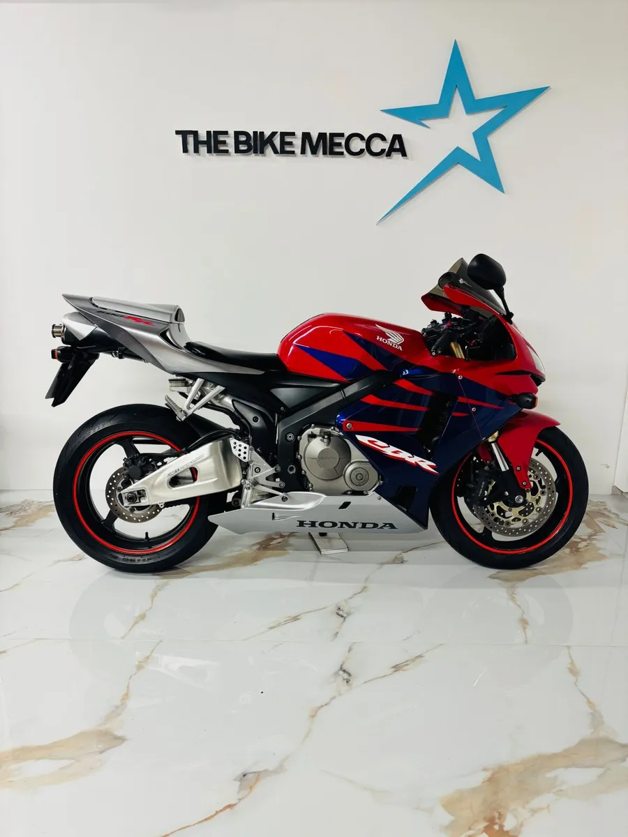 Honda CBR 2006 - Image 1
