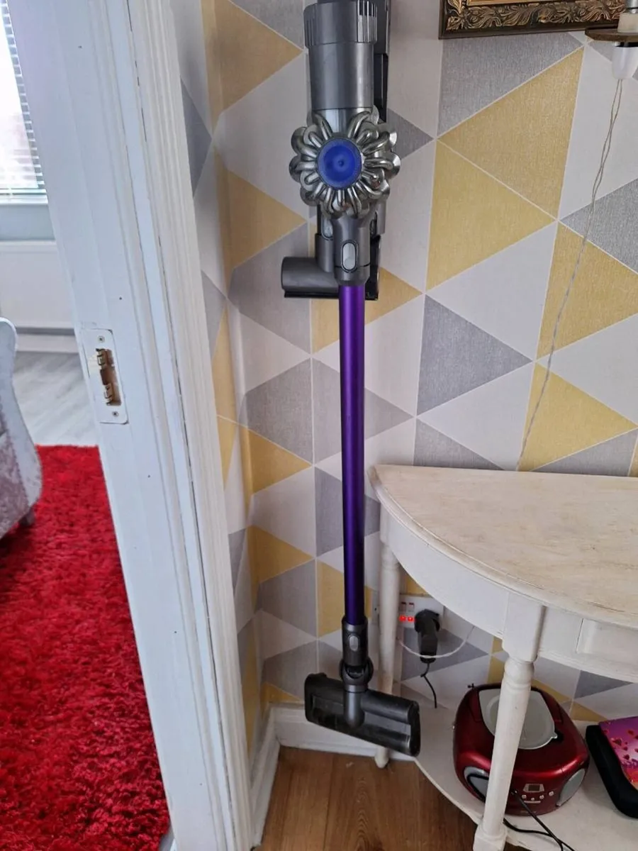 Dyson Hoover - Image 3
