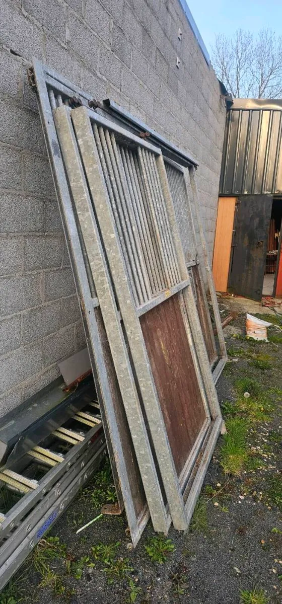 Stable doors and stable mats - Image 2