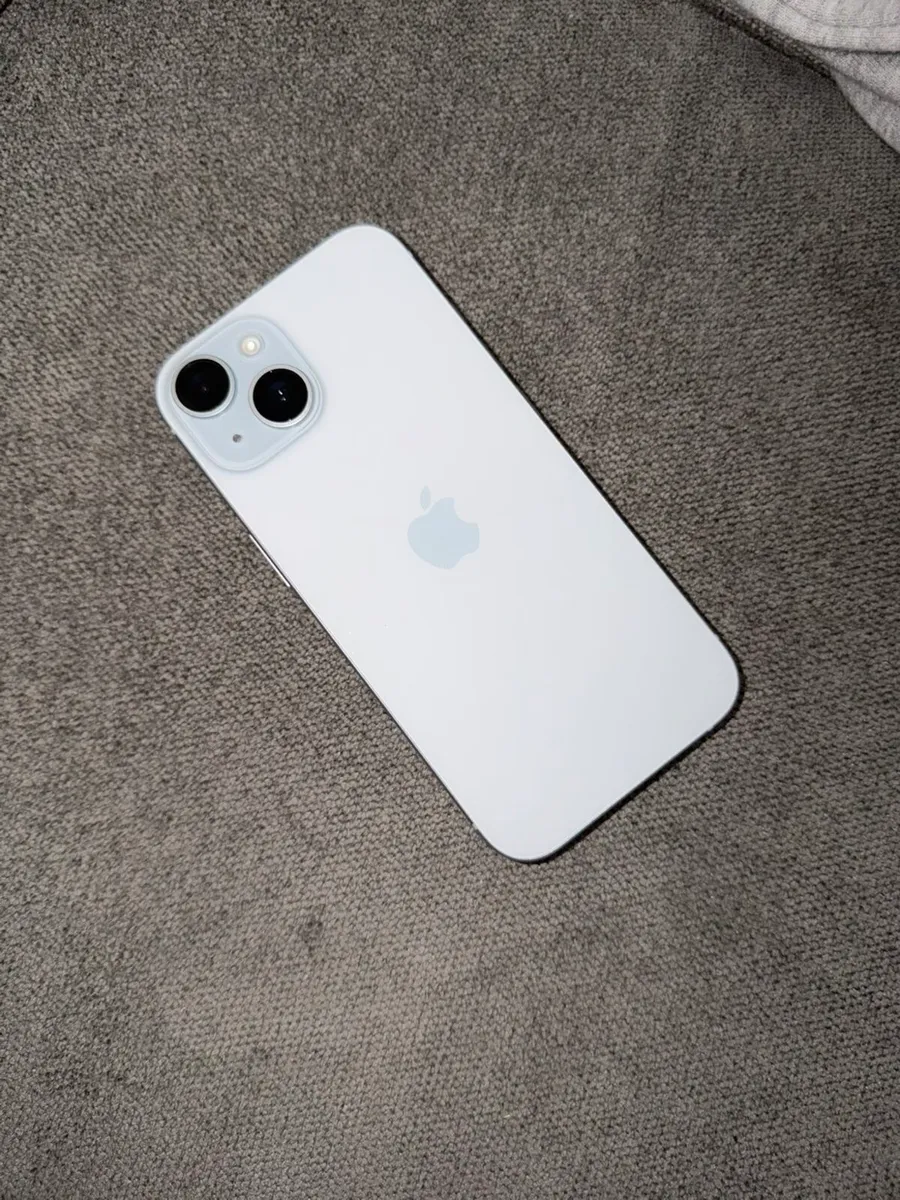 iPhone 15 blue - Image 1
