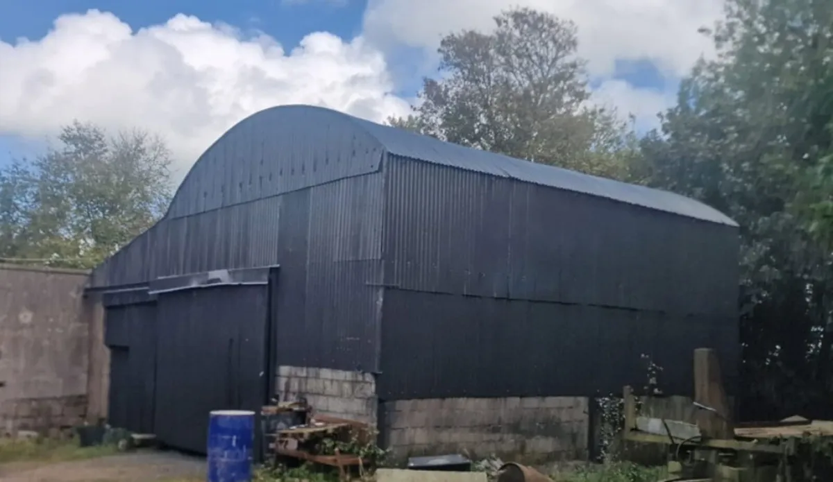 All types of paint - Image 4