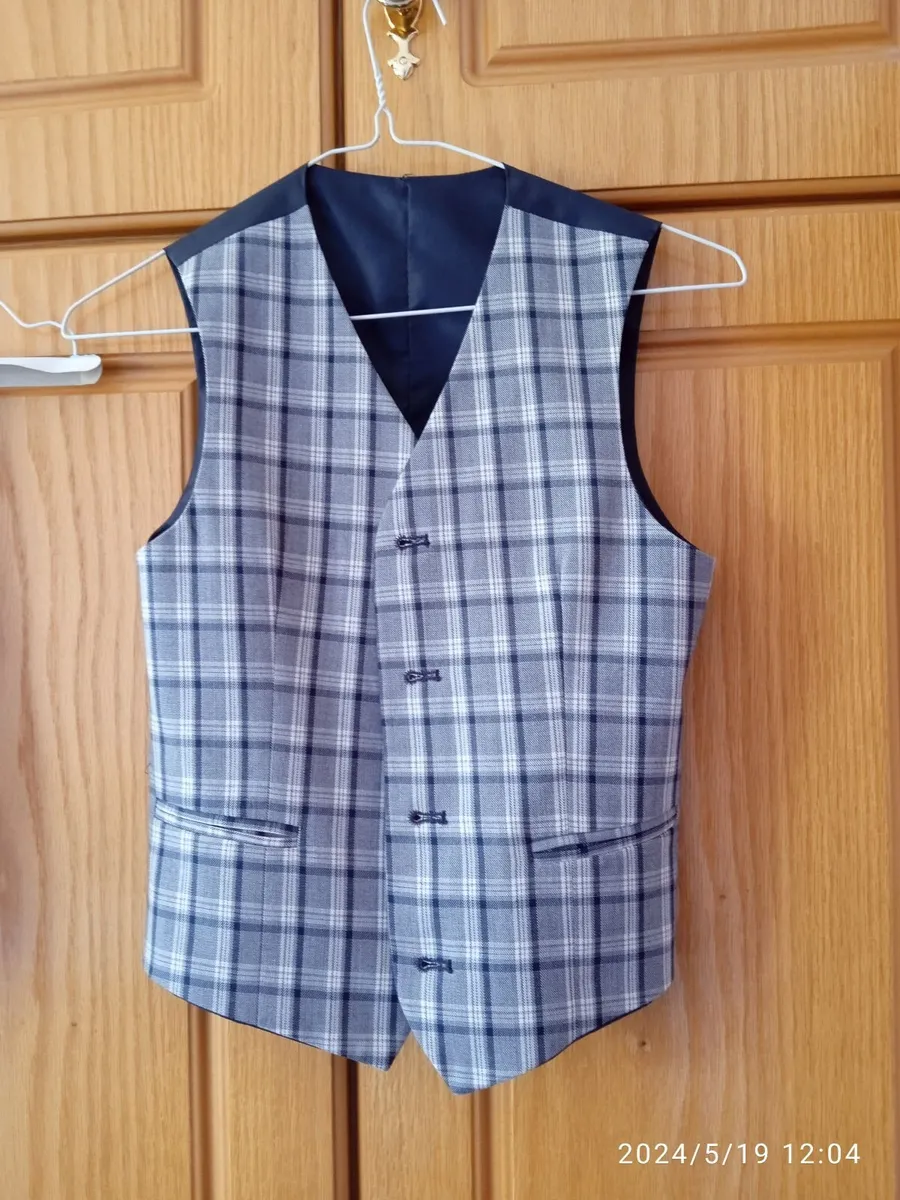 Boys Navy Suit - Image 4