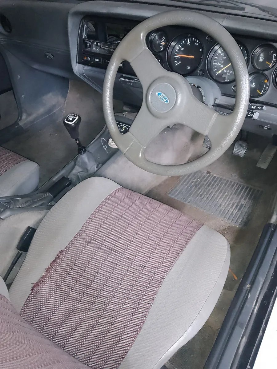 Ford Capri 1985 - Image 4