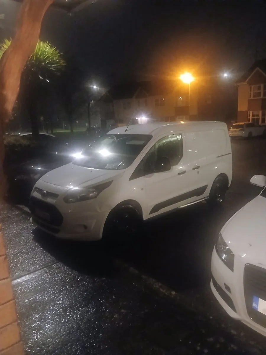 Ford Transit 2018 - Image 2