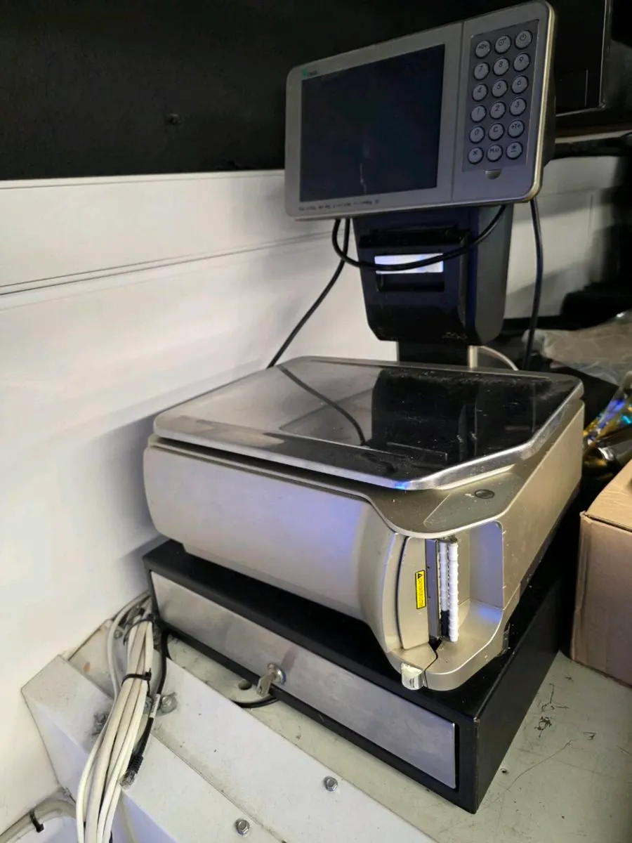 Digital Sm and cash box