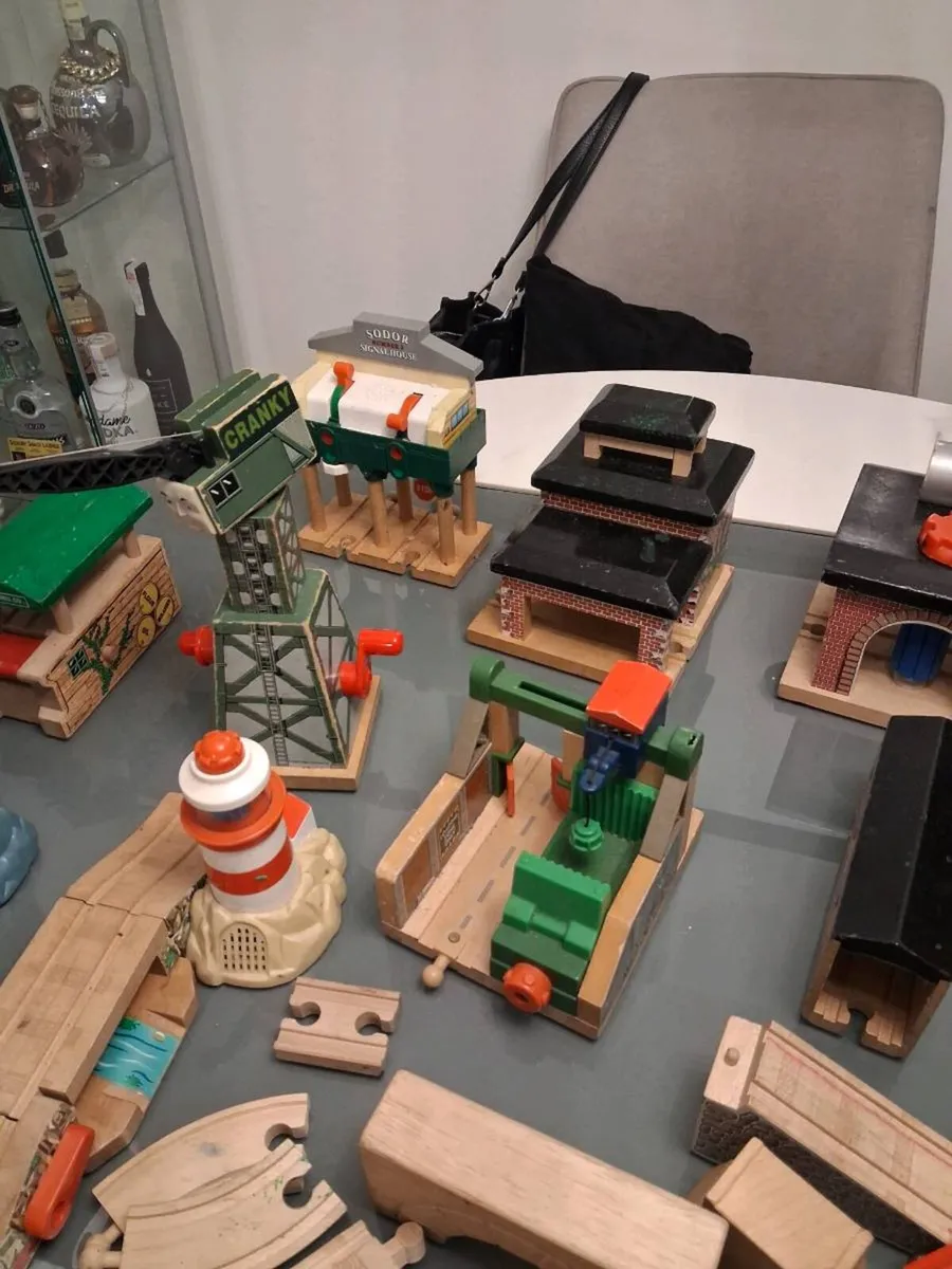 Huge Wooden Train Set – Thomas & Friends - Image 3