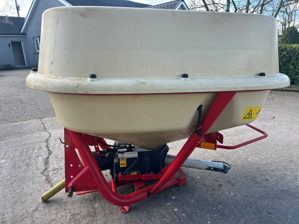 Vicon PS04 fertilizer spreader - Image 4