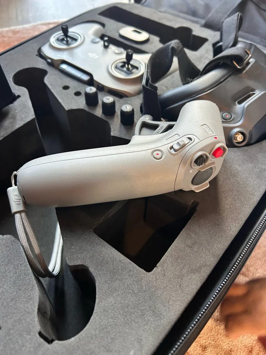 DJI FPV Drone - Image 4