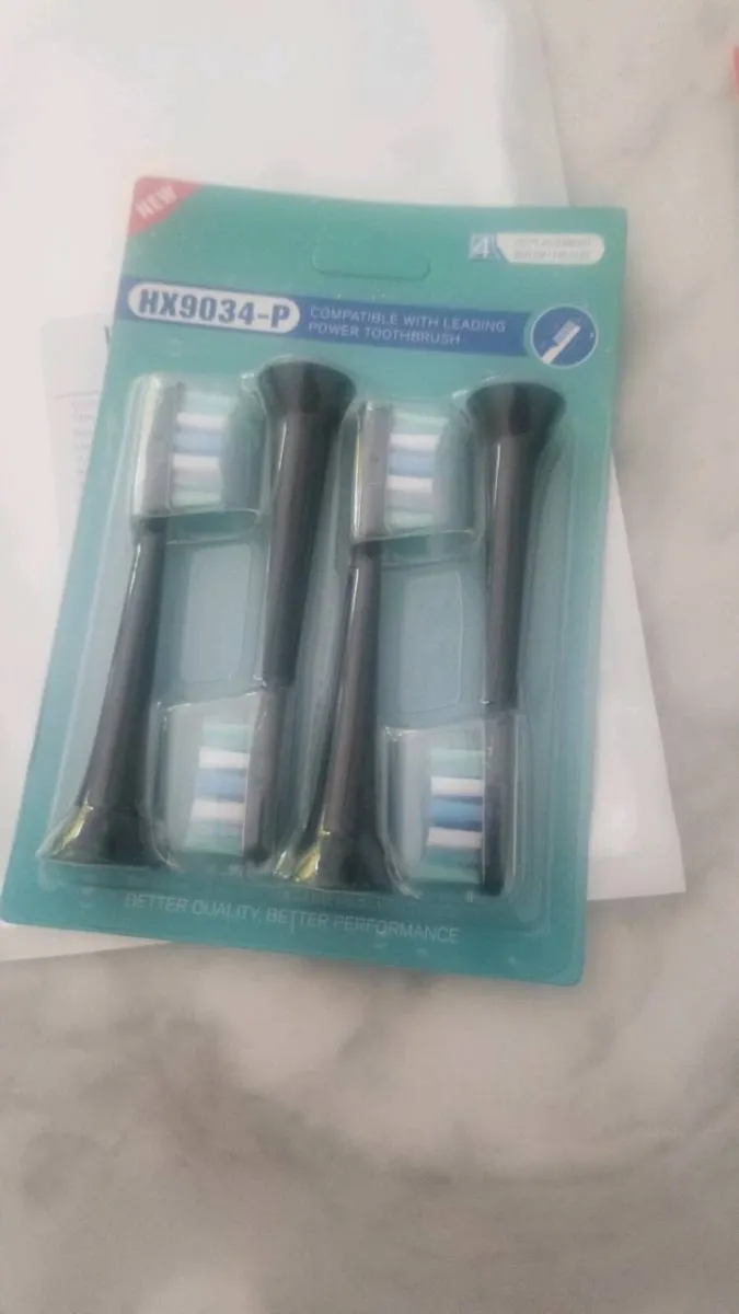 Two pack toothbrush heads - Image 1