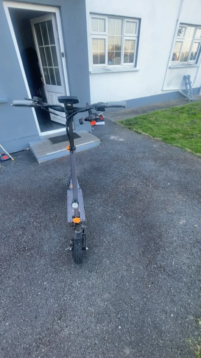 electric scooter - Image 4