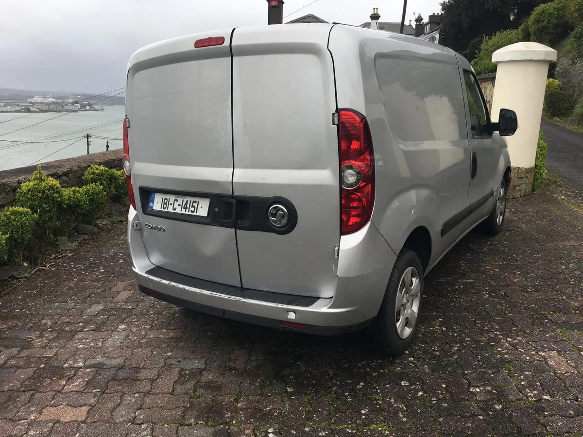 2018 Opel Combo – DOE 10/26 – €4,250 - Image 3