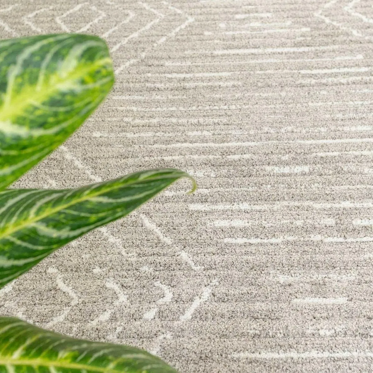 Modern Beige Moroccan Berber Polyester Carpet Rug - Image 4