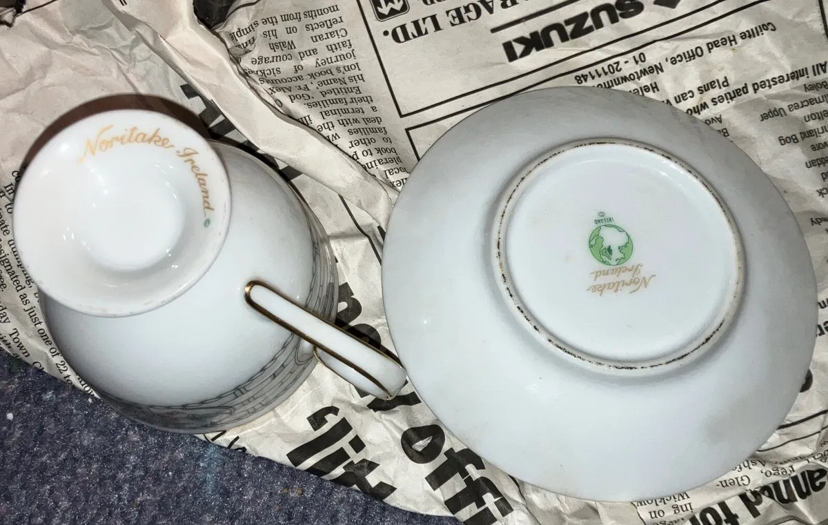 Mini cup and saucer - Image 2