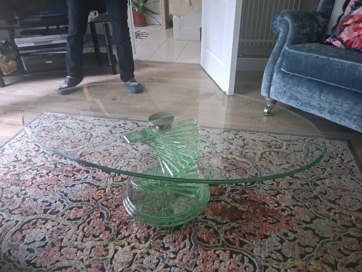Glass coffee table - Image 2