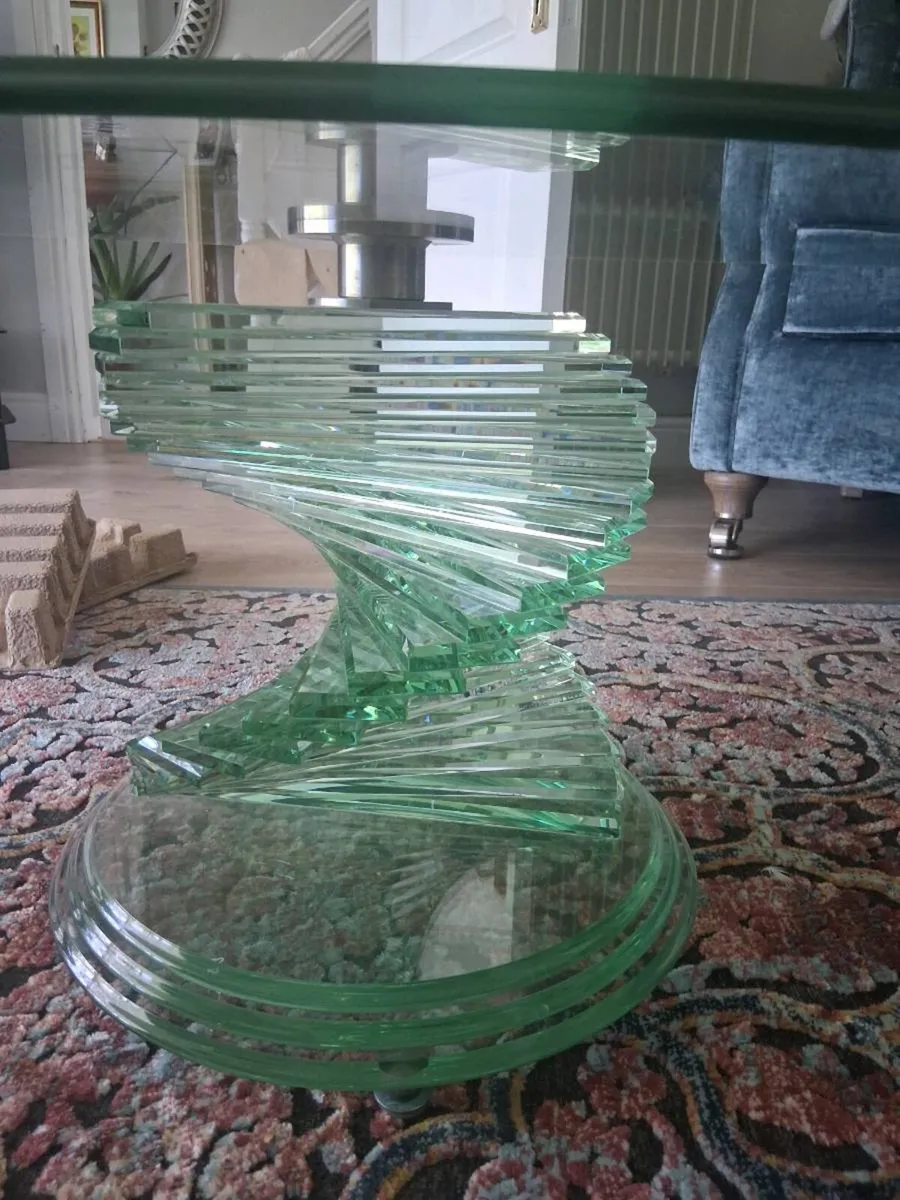 Glass coffee table - Image 4