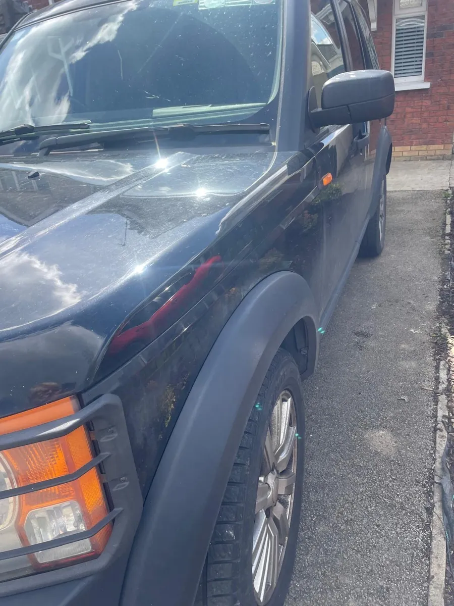 Land Rover Discovery 3 - Image 4