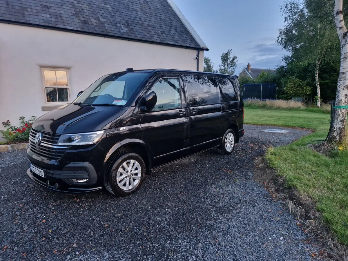 Volkswagen Transporter 2023 - Image 3