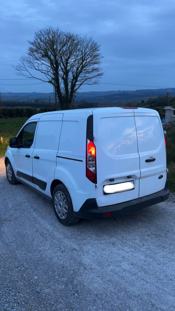 2017 Transit Connect - Image 4