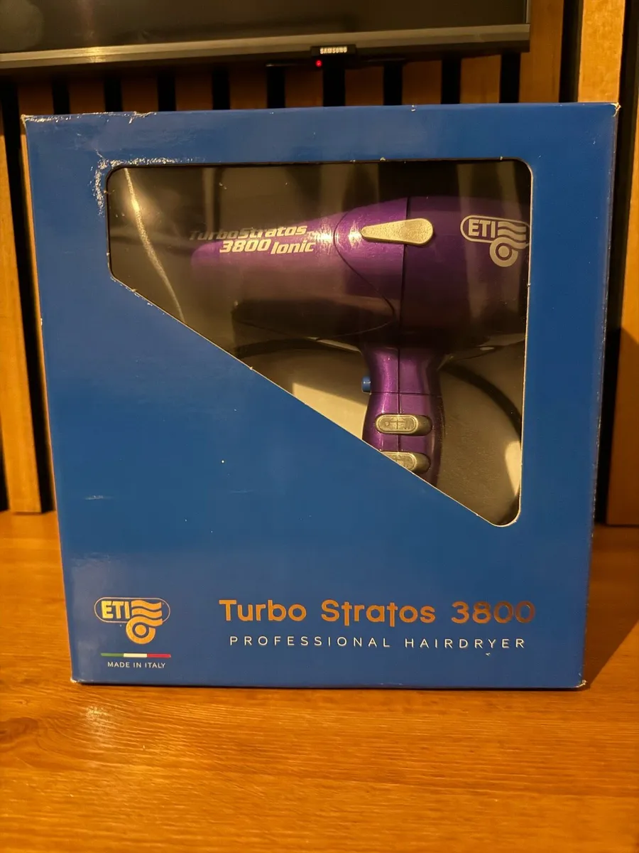 ETI Turbo Stratos 3800 Professional Hairdryer - Image 1